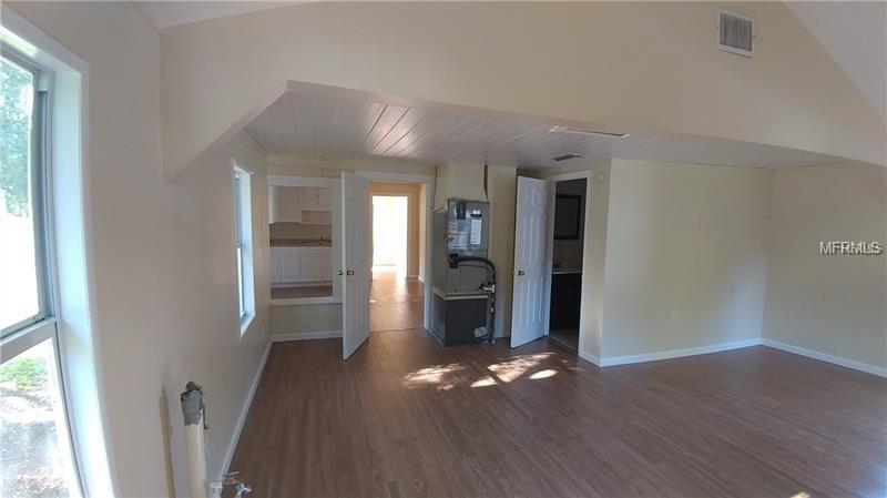 37023 FLORIDA AVENUE, DADE CITY, Florida 33525, 2 Bedrooms Bedrooms, 3 Rooms Rooms,2 BathroomsBathrooms,Residential,For sale,FLORIDA,T2925859