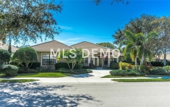 4220 CORSO VENETIA BOULEVARD, VENICE, Florida 34293, 2 Bedrooms Bedrooms, 6 Rooms Rooms,2 BathroomsBathrooms,Residential,For sale,CORSO VENETIA,N5916299