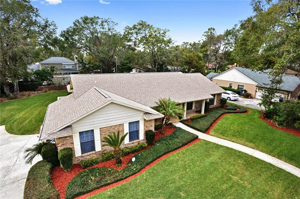 402 SPRING VALLEY LANE, ALTAMONTE SPRINGS, Florida 32714, 4 Bedrooms Bedrooms, 9 Rooms Rooms,3 BathroomsBathrooms,Residential,For sale,SPRING VALLEY,O5561515