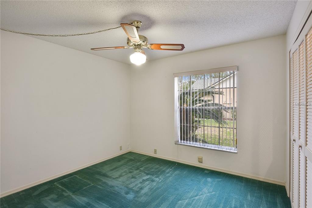 402 SPRING VALLEY LANE, ALTAMONTE SPRINGS, Florida 32714, 4 Bedrooms Bedrooms, 9 Rooms Rooms,3 BathroomsBathrooms,Residential,For sale,SPRING VALLEY,O5561515