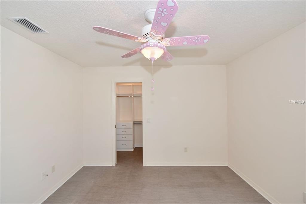 12085 NE 51ST CIRCLE, OXFORD, Florida 34484, 4 Bedrooms Bedrooms, 7 Rooms Rooms,2 BathroomsBathrooms,Residential,For sale,51ST,G4839899