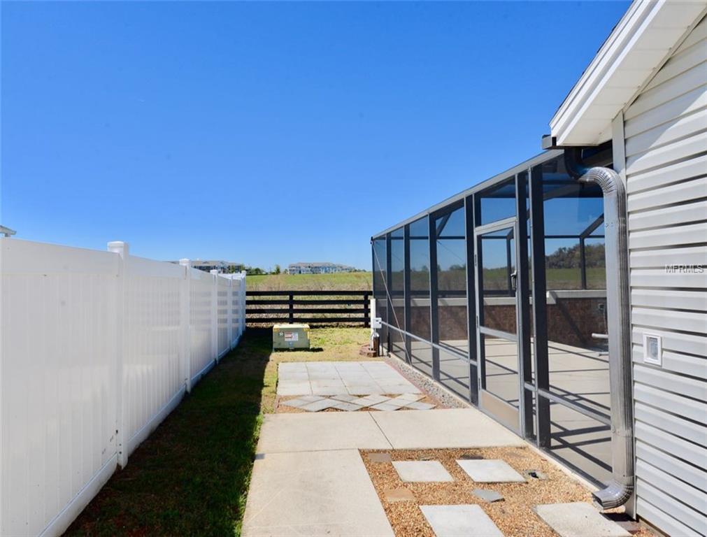 12085 NE 51ST CIRCLE, OXFORD, Florida 34484, 4 Bedrooms Bedrooms, 7 Rooms Rooms,2 BathroomsBathrooms,Residential,For sale,51ST,G4839899