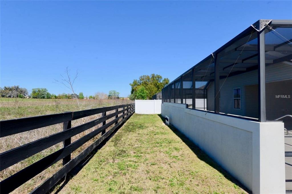 12085 NE 51ST CIRCLE, OXFORD, Florida 34484, 4 Bedrooms Bedrooms, 7 Rooms Rooms,2 BathroomsBathrooms,Residential,For sale,51ST,G4839899