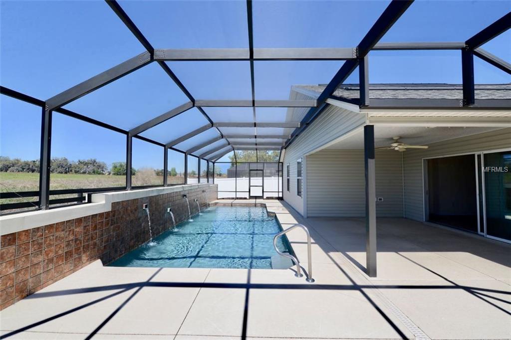 12085 NE 51ST CIRCLE, OXFORD, Florida 34484, 4 Bedrooms Bedrooms, 7 Rooms Rooms,2 BathroomsBathrooms,Residential,For sale,51ST,G4839899