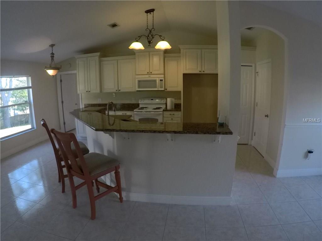 525 PROVIDENCE BOULEVARD, DELTONA, Florida 32725, 3 Bedrooms Bedrooms, 5 Rooms Rooms,2 BathroomsBathrooms,Residential,For sale,PROVIDENCE,O5552817