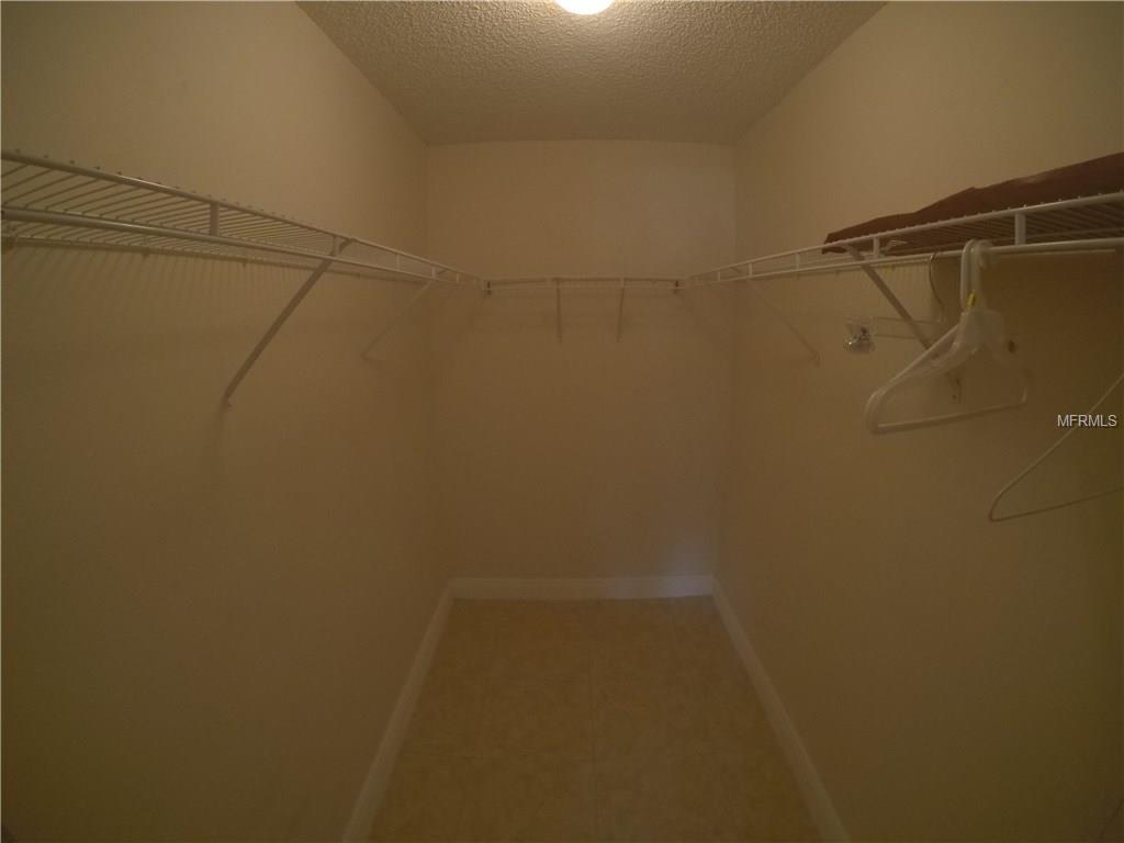 525 PROVIDENCE BOULEVARD, DELTONA, Florida 32725, 3 Bedrooms Bedrooms, 5 Rooms Rooms,2 BathroomsBathrooms,Residential,For sale,PROVIDENCE,O5552817