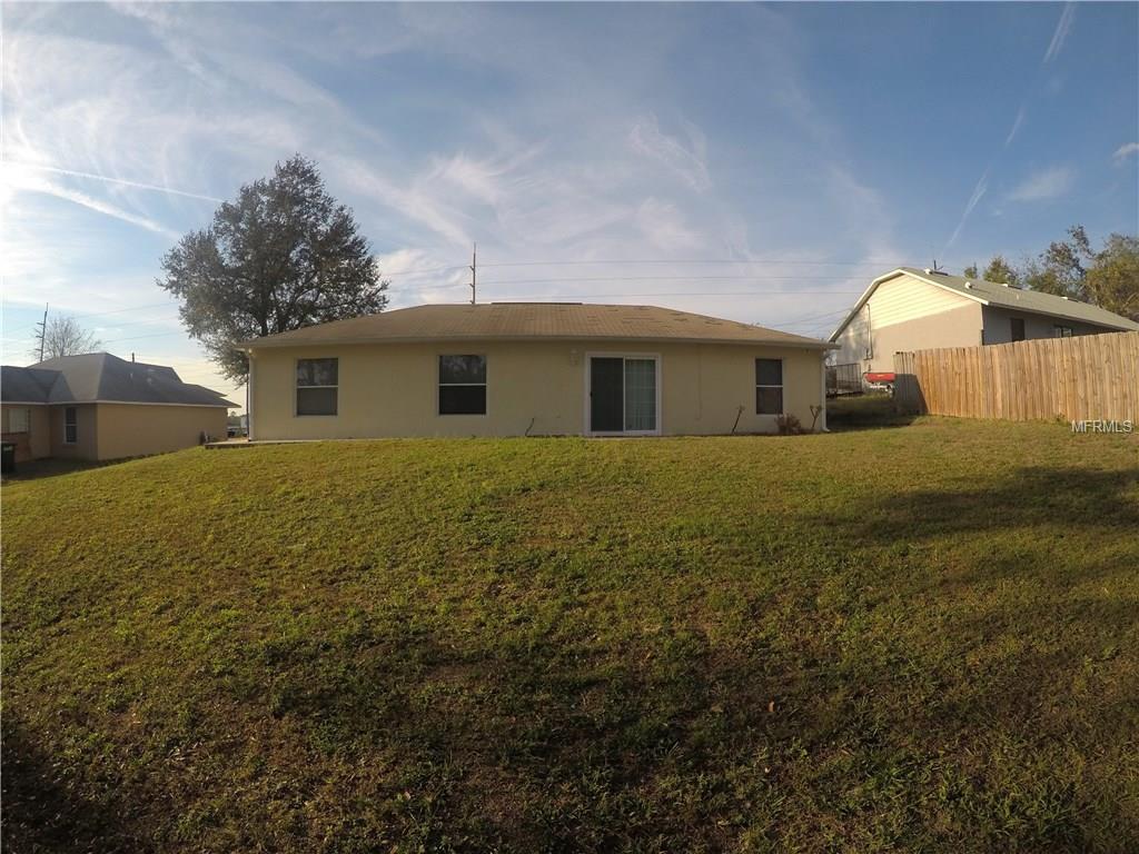 525 PROVIDENCE BOULEVARD, DELTONA, Florida 32725, 3 Bedrooms Bedrooms, 5 Rooms Rooms,2 BathroomsBathrooms,Residential,For sale,PROVIDENCE,O5552817