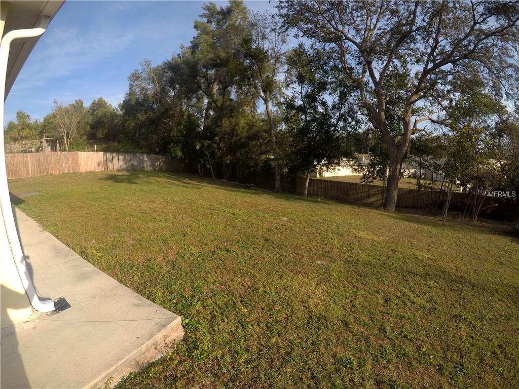 525 PROVIDENCE BOULEVARD, DELTONA, Florida 32725, 3 Bedrooms Bedrooms, 5 Rooms Rooms,2 BathroomsBathrooms,Residential,For sale,PROVIDENCE,O5552817