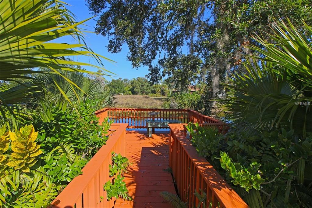 1364 W HILLSBOROUGH BOULEVARD, NORTH PORT, Florida 34288, 3 Bedrooms Bedrooms, 9 Rooms Rooms,2 BathroomsBathrooms,Residential,For sale,HILLSBOROUGH,C7247353