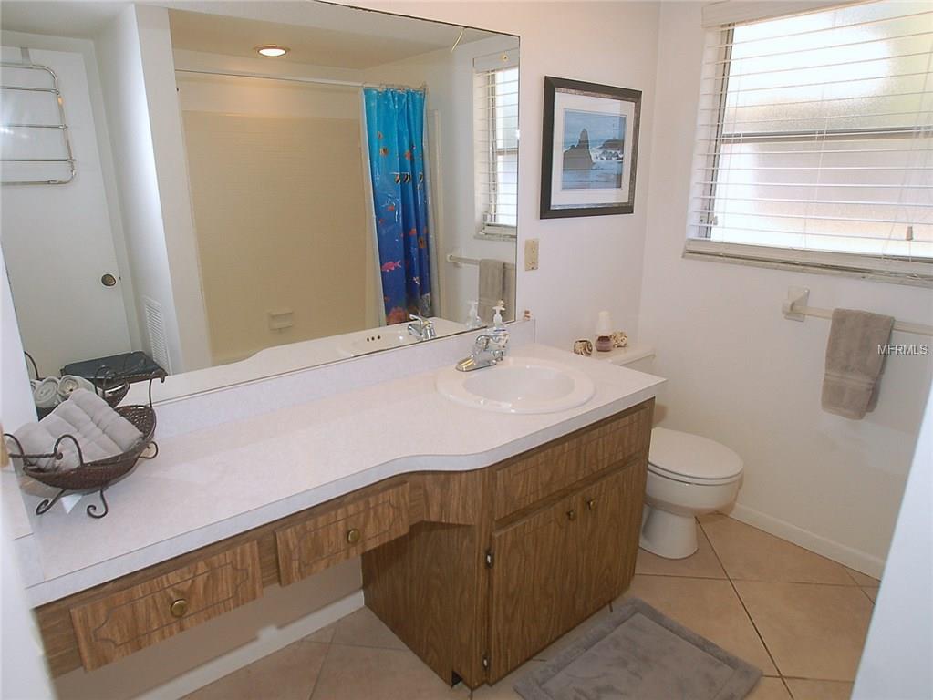 2341 MANGRUM DRIVE, DUNEDIN, Florida 34698, 3 Bedrooms Bedrooms, 10 Rooms Rooms,2 BathroomsBathrooms,Residential,For sale,MANGRUM,U7844968