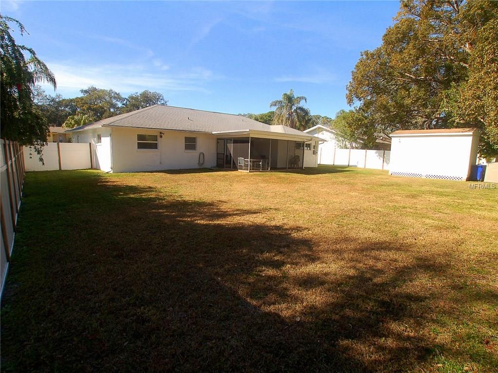 2341 MANGRUM DRIVE, DUNEDIN, Florida 34698, 3 Bedrooms Bedrooms, 10 Rooms Rooms,2 BathroomsBathrooms,Residential,For sale,MANGRUM,U7844968