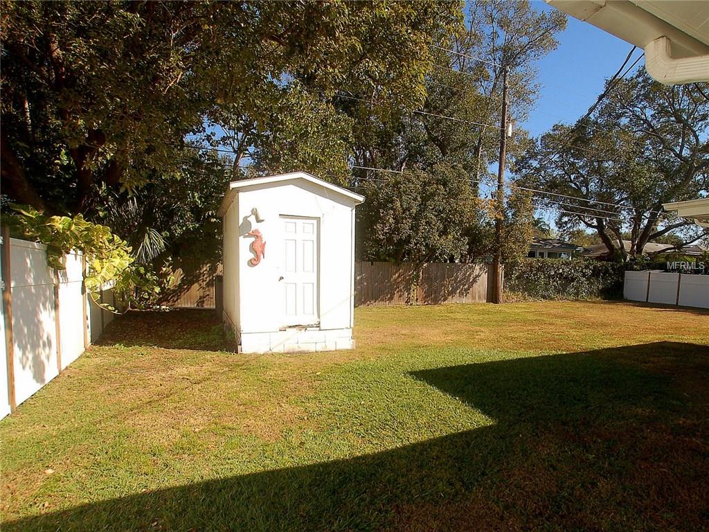 2341 MANGRUM DRIVE, DUNEDIN, Florida 34698, 3 Bedrooms Bedrooms, 10 Rooms Rooms,2 BathroomsBathrooms,Residential,For sale,MANGRUM,U7844968