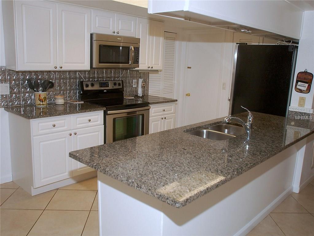 2341 MANGRUM DRIVE, DUNEDIN, Florida 34698, 3 Bedrooms Bedrooms, 10 Rooms Rooms,2 BathroomsBathrooms,Residential,For sale,MANGRUM,U7844968