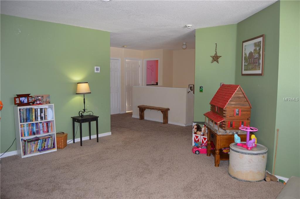 6410 PINE TOP WAY, WESLEY CHAPEL, Florida 33545, 3 Bedrooms Bedrooms, 8 Rooms Rooms,2 BathroomsBathrooms,Residential,For sale,PINE TOP,T2925197