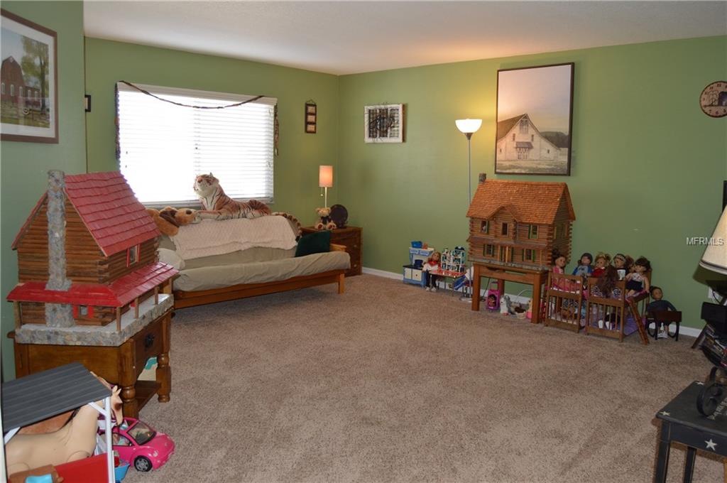 6410 PINE TOP WAY, WESLEY CHAPEL, Florida 33545, 3 Bedrooms Bedrooms, 8 Rooms Rooms,2 BathroomsBathrooms,Residential,For sale,PINE TOP,T2925197