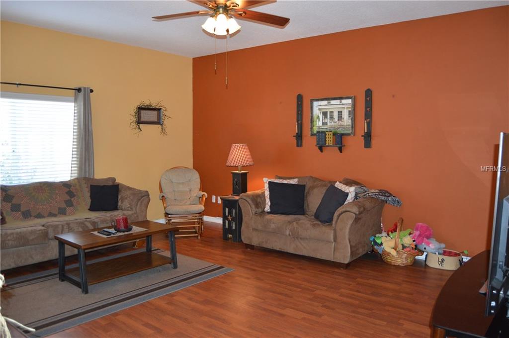 6410 PINE TOP WAY, WESLEY CHAPEL, Florida 33545, 3 Bedrooms Bedrooms, 8 Rooms Rooms,2 BathroomsBathrooms,Residential,For sale,PINE TOP,T2925197