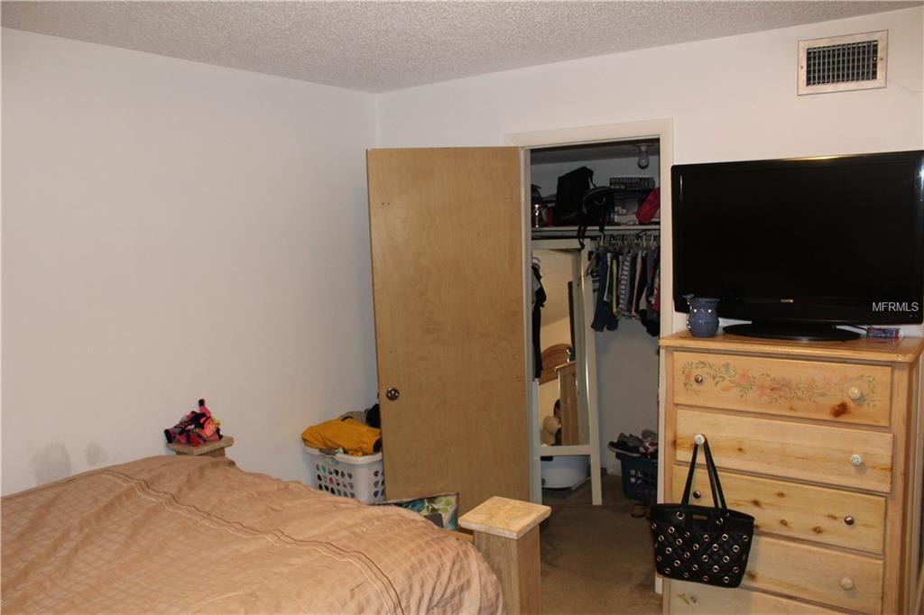 1320 MORELAND DRIVE, CLEARWATER, Florida 33764, 2 Bedrooms Bedrooms, 3 Rooms Rooms,2 BathroomsBathrooms,Residential,For sale,MORELAND,U7846588