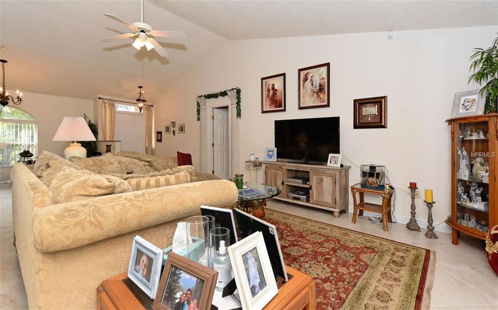 5074 18TH AVENUE W, BRADENTON, Florida 34209, 3 Bedrooms Bedrooms, 4 Rooms Rooms,2 BathroomsBathrooms,Residential,For sale,18TH,A4209707