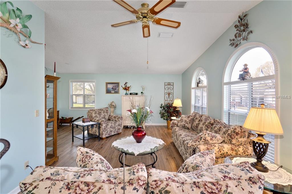 603 SANTIAGO COURT, LADY LAKE, Florida 32159, 2 Bedrooms Bedrooms, 5 Rooms Rooms,2 BathroomsBathrooms,Residential,For sale,SANTIAGO,G4852783