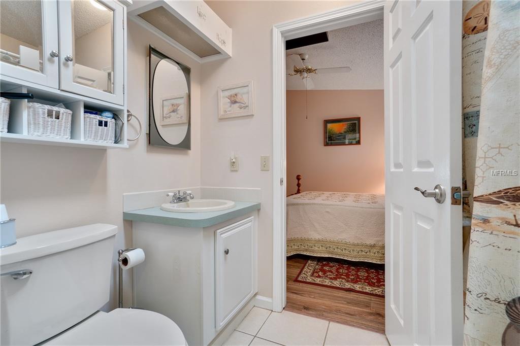 603 SANTIAGO COURT, LADY LAKE, Florida 32159, 2 Bedrooms Bedrooms, 5 Rooms Rooms,2 BathroomsBathrooms,Residential,For sale,SANTIAGO,G4852783