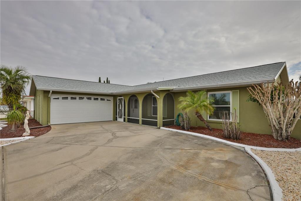 6519 SENEGAL PALM WAY, APOLLO BEACH, Florida 33572, 3 Bedrooms Bedrooms, 3 Rooms Rooms,2 BathroomsBathrooms,Residential,For sale,SENEGAL PALM,T2928522