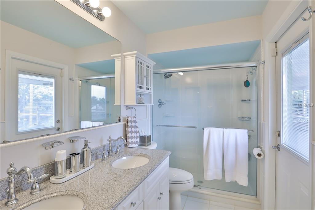 6519 SENEGAL PALM WAY, APOLLO BEACH, Florida 33572, 3 Bedrooms Bedrooms, 3 Rooms Rooms,2 BathroomsBathrooms,Residential,For sale,SENEGAL PALM,T2928522