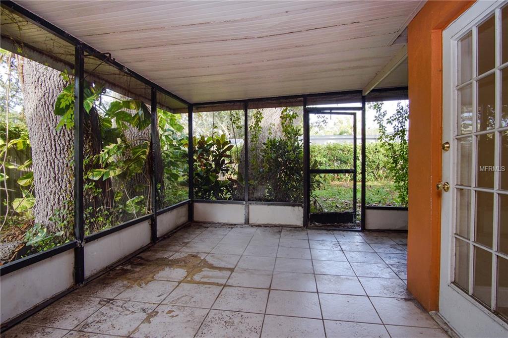 2213 GLADYS STREET, LARGO, Florida 33774, 3 Bedrooms Bedrooms, 3 Rooms Rooms,2 BathroomsBathrooms,Residential,For sale,GLADYS,U7834211