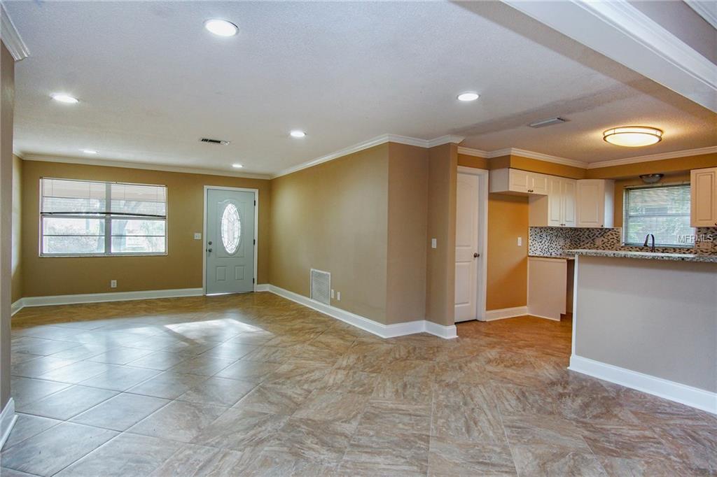 2213 GLADYS STREET, LARGO, Florida 33774, 3 Bedrooms Bedrooms, 3 Rooms Rooms,2 BathroomsBathrooms,Residential,For sale,GLADYS,U7834211