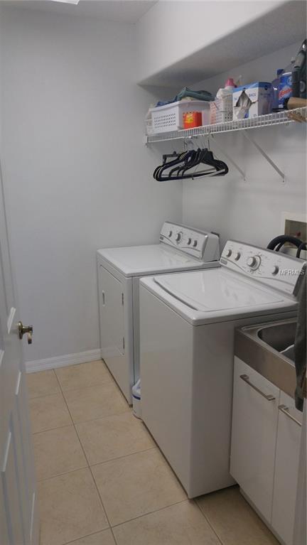 2210 CYPRESS COVE DRIVE, TAVARES, Florida 32778, 3 Bedrooms Bedrooms, 8 Rooms Rooms,2 BathroomsBathrooms,Residential,For sale,CYPRESS COVE,G4849345