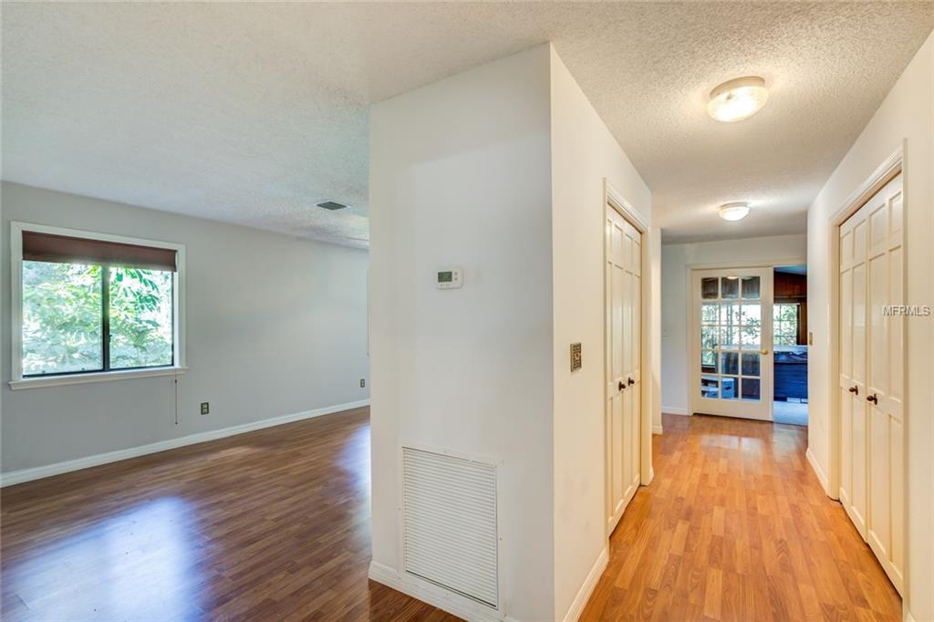1 HICKORY HEAD HAMMOCK, THE VILLAGES, Florida 32159, 3 Bedrooms Bedrooms, 10 Rooms Rooms,2 BathroomsBathrooms,Residential,For sale,HICKORY HEAD HAMMOCK,G4850832