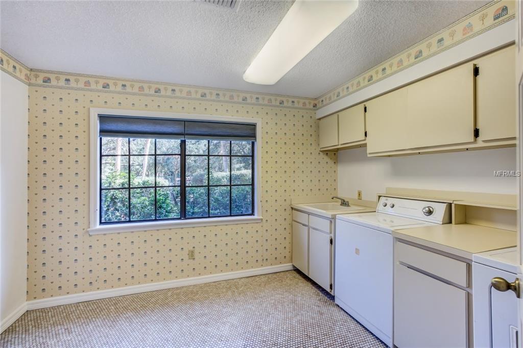 1 HICKORY HEAD HAMMOCK, THE VILLAGES, Florida 32159, 3 Bedrooms Bedrooms, 10 Rooms Rooms,2 BathroomsBathrooms,Residential,For sale,HICKORY HEAD HAMMOCK,G4850832