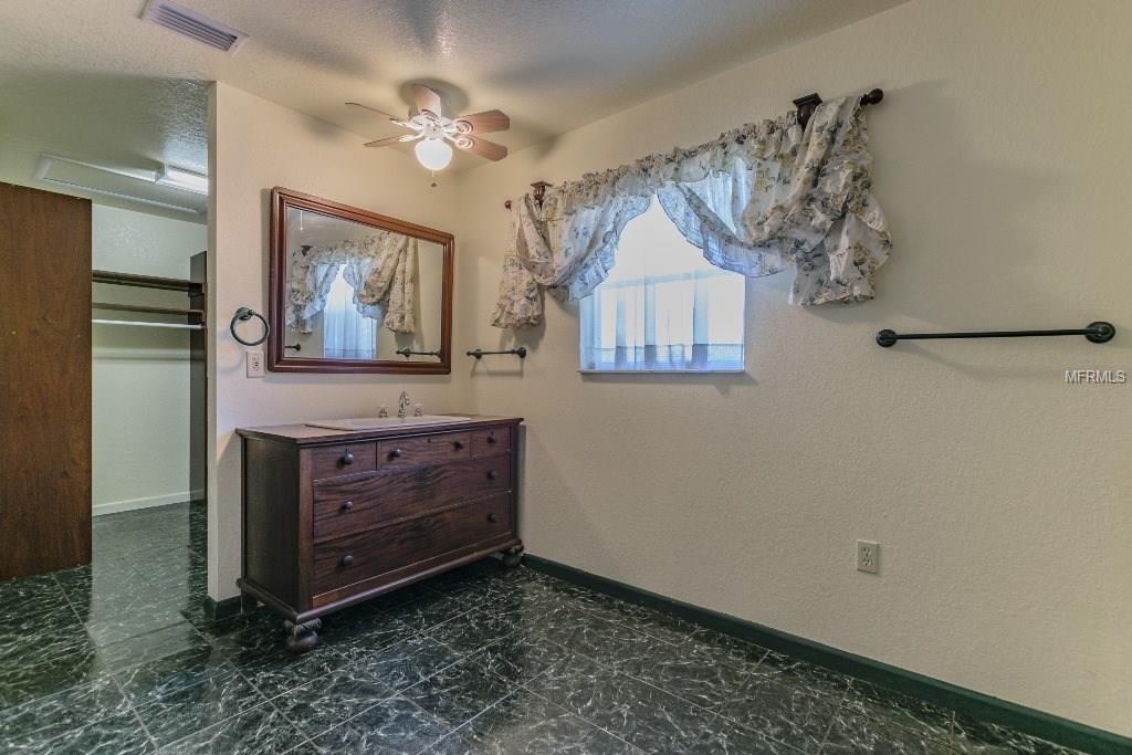 4804 109TH STREET N, ST PETERSBURG, Florida 33708, 3 Bedrooms Bedrooms, 7 Rooms Rooms,2 BathroomsBathrooms,Residential,For sale,109TH,U7842931