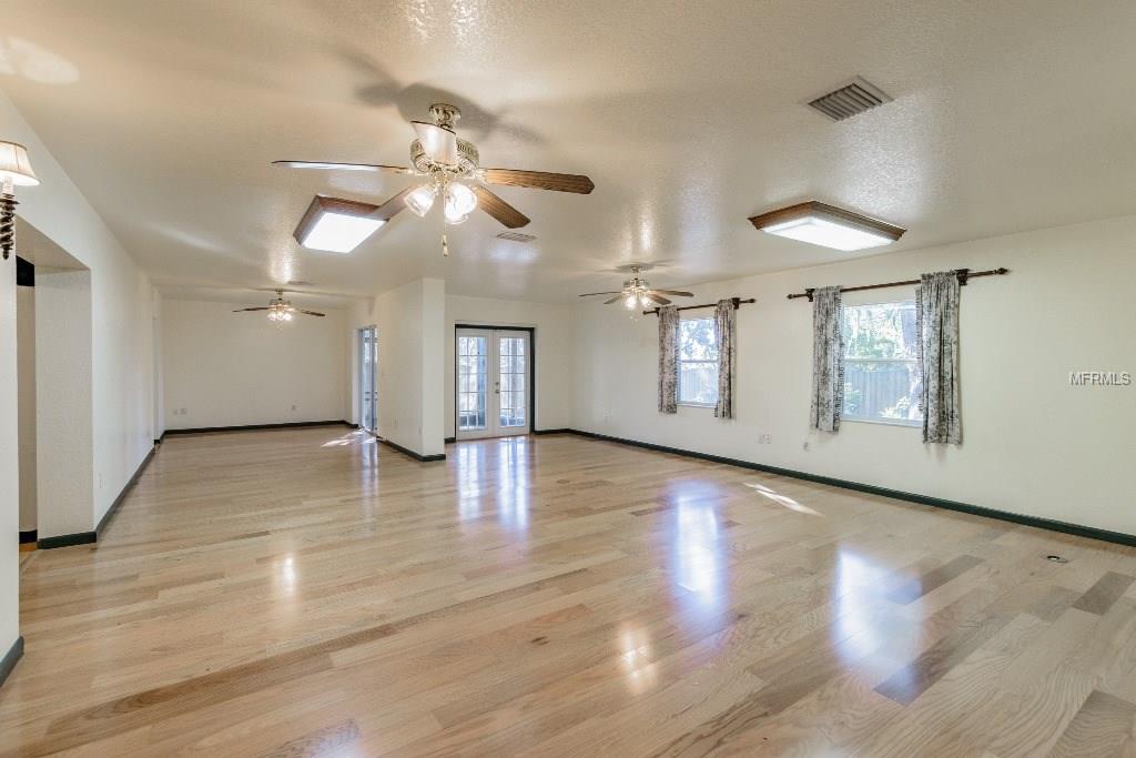 4804 109TH STREET N, ST PETERSBURG, Florida 33708, 3 Bedrooms Bedrooms, 7 Rooms Rooms,2 BathroomsBathrooms,Residential,For sale,109TH,U7842931