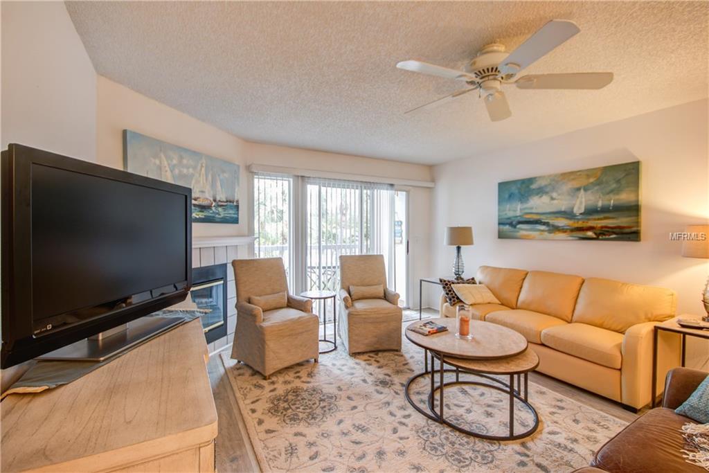 338 MADEIRA CIRCLE, TIERRA VERDE, Florida 33715, 3 Bedrooms Bedrooms, 5 Rooms Rooms,3 BathroomsBathrooms,Residential,For sale,MADEIRA,U7843630