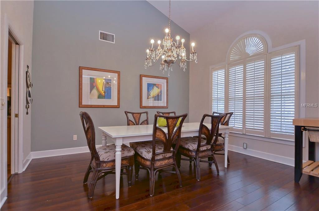 4719 W SAN MIGUEL STREET, TAMPA, Florida 33629, 3 Bedrooms Bedrooms, 7 Rooms Rooms,2 BathroomsBathrooms,Residential,For sale,SAN MIGUEL,T2924357