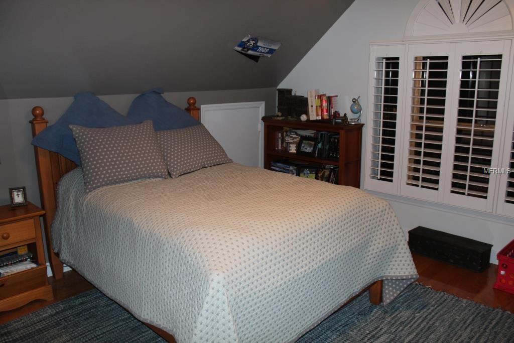 1119 BELLEAIRE CIRCLE, ORLANDO, Florida 32804, 4 Bedrooms Bedrooms, 6 Rooms Rooms,3 BathroomsBathrooms,Residential,For sale,BELLEAIRE,A4208741