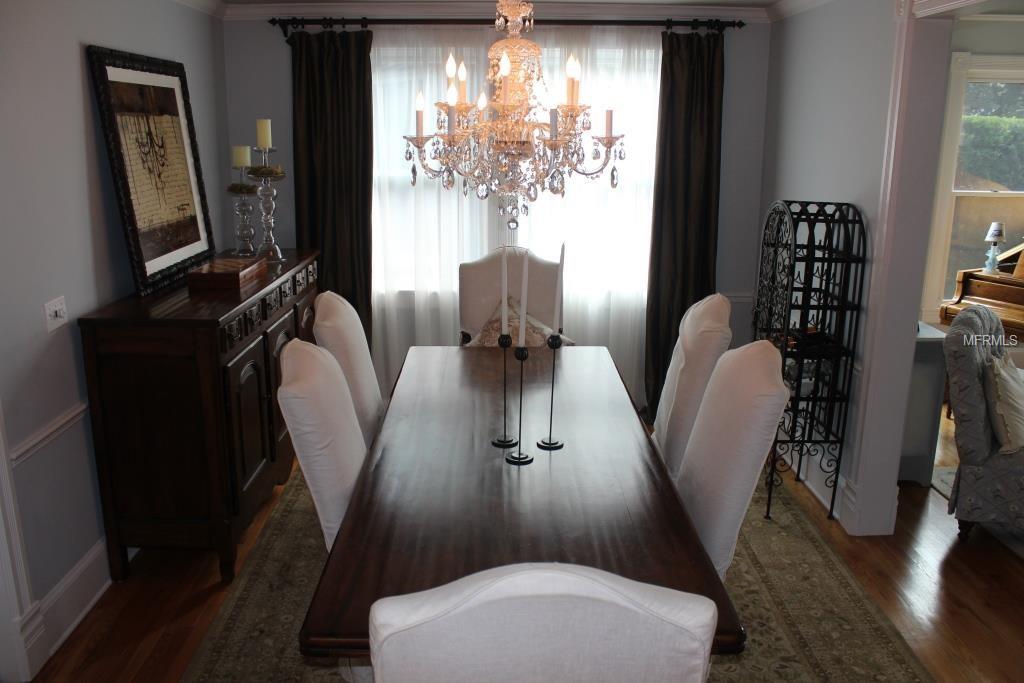 1119 BELLEAIRE CIRCLE, ORLANDO, Florida 32804, 4 Bedrooms Bedrooms, 6 Rooms Rooms,3 BathroomsBathrooms,Residential,For sale,BELLEAIRE,A4208741