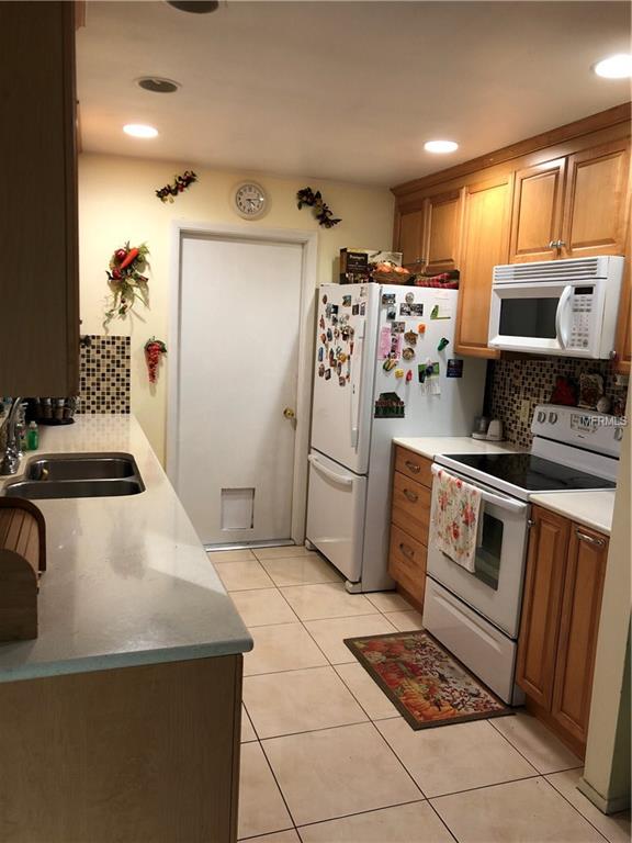 3820 SHADY GROVE CIRCLE, ORLANDO, Florida 32810, 3 Bedrooms Bedrooms, 5 Rooms Rooms,2 BathroomsBathrooms,Residential,For sale,SHADY GROVE,S4856743