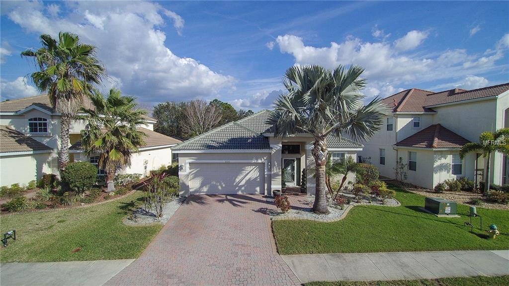 2323 CARAWAY DRIVE, VENICE, Florida 34292, 3 Bedrooms Bedrooms, 7 Rooms Rooms,2 BathroomsBathrooms,Residential,For sale,CARAWAY,D5922986
