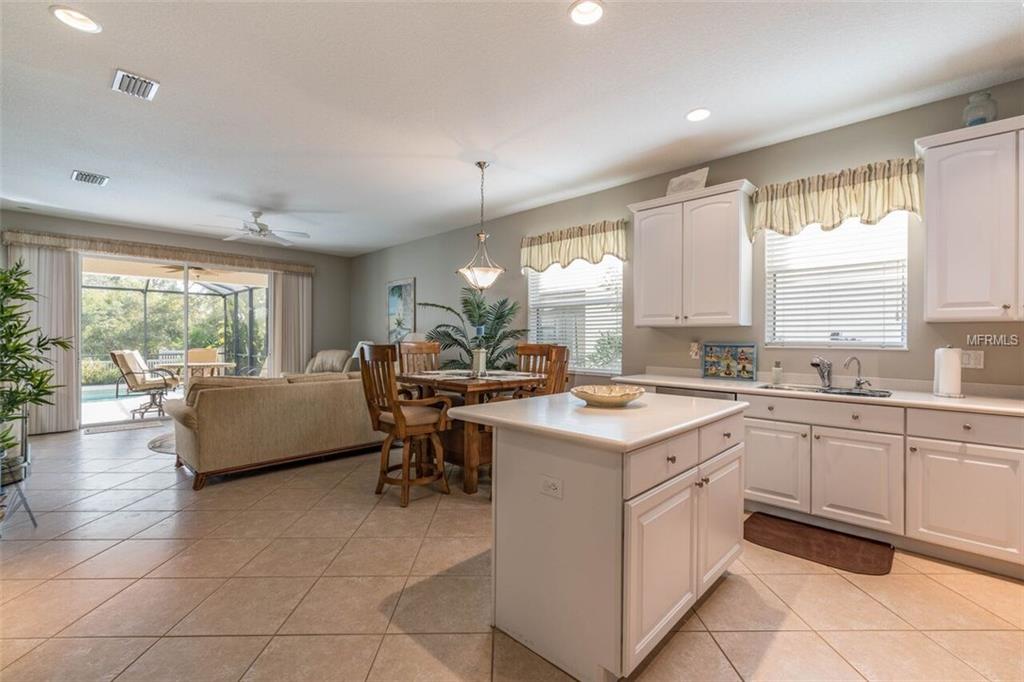 2323 CARAWAY DRIVE, VENICE, Florida 34292, 3 Bedrooms Bedrooms, 7 Rooms Rooms,2 BathroomsBathrooms,Residential,For sale,CARAWAY,D5922986