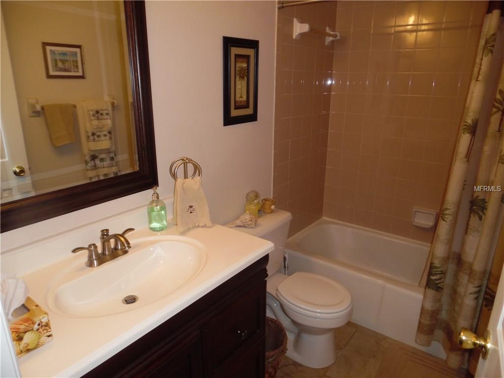 928 CAPRI ISLES BOULEVARD, VENICE, Florida 34292, 2 Bedrooms Bedrooms, 6 Rooms Rooms,2 BathroomsBathrooms,Residential,For sale,CAPRI ISLES,N5916424