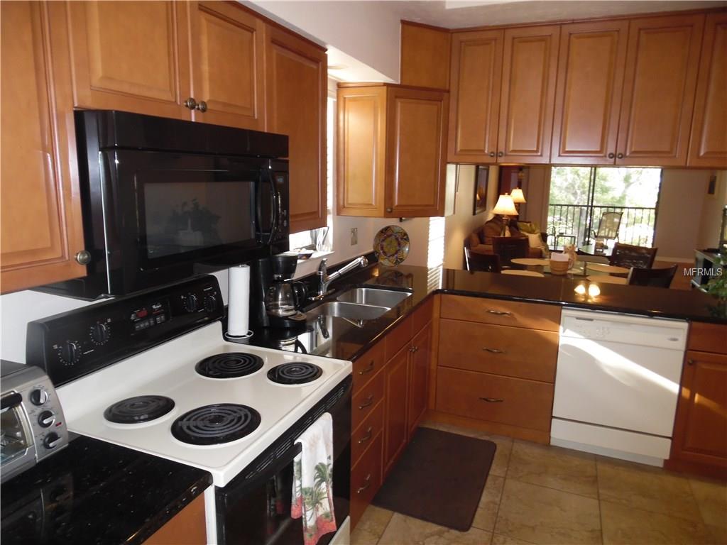 928 CAPRI ISLES BOULEVARD, VENICE, Florida 34292, 2 Bedrooms Bedrooms, 6 Rooms Rooms,2 BathroomsBathrooms,Residential,For sale,CAPRI ISLES,N5916424