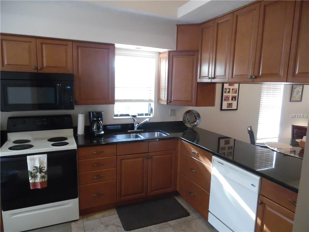 928 CAPRI ISLES BOULEVARD, VENICE, Florida 34292, 2 Bedrooms Bedrooms, 6 Rooms Rooms,2 BathroomsBathrooms,Residential,For sale,CAPRI ISLES,N5916424