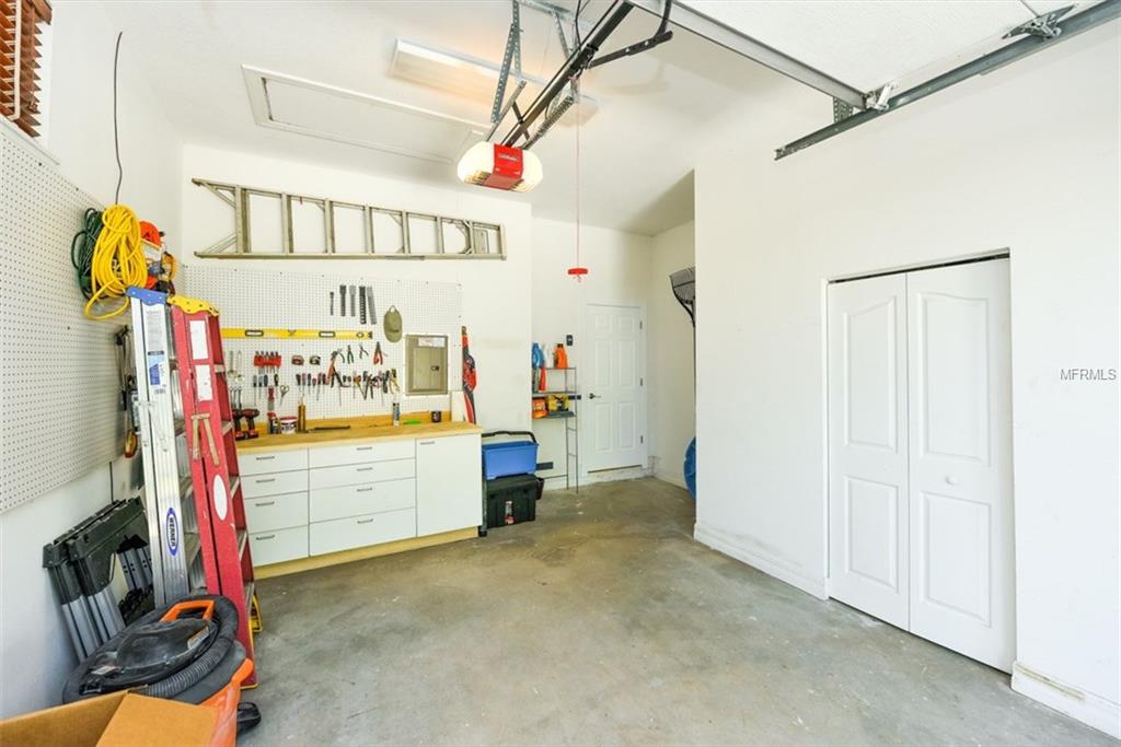 3521 ALMERIA AVENUE, SARASOTA, Florida 34239, 3 Bedrooms Bedrooms, 5 Rooms Rooms,2 BathroomsBathrooms,Residential,For sale,ALMERIA,A4191322