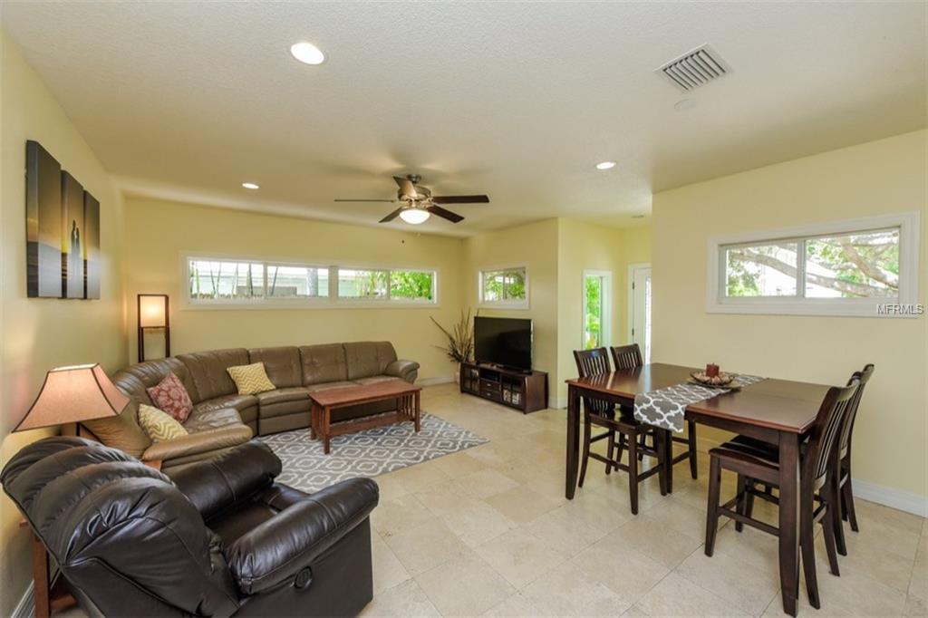 3521 ALMERIA AVENUE, SARASOTA, Florida 34239, 3 Bedrooms Bedrooms, 5 Rooms Rooms,2 BathroomsBathrooms,Residential,For sale,ALMERIA,A4191322