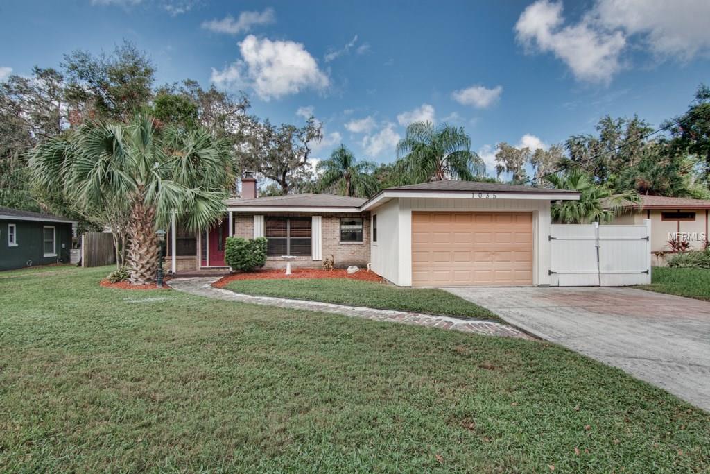 1035 AVON AVENUE, LAKELAND, Florida 33801, 2 Bedrooms Bedrooms, 5 Rooms Rooms,2 BathroomsBathrooms,Residential,For sale,AVON,L4723361