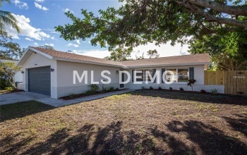 13046 123RD AVENUE, LARGO, Florida 33774, 3 Bedrooms Bedrooms, 6 Rooms Rooms,2 BathroomsBathrooms,Residential,For sale,123RD,A4204915