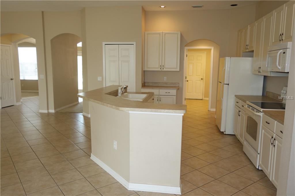 14258 BENSBROOK DRIVE, SPRING HILL, Florida 34609, 4 Bedrooms Bedrooms, 9 Rooms Rooms,3 BathroomsBathrooms,Residential,For sale,BENSBROOK,U7842932