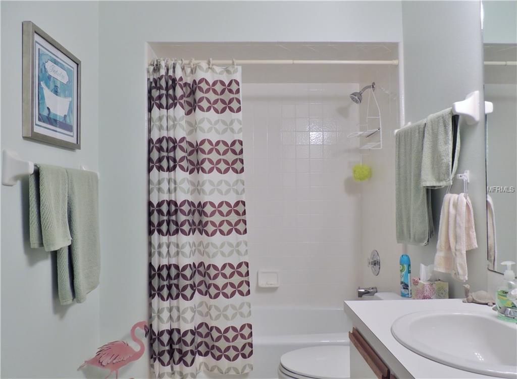 448 BAYTREE BOULEVARD, TAVARES, Florida 32778, 2 Bedrooms Bedrooms, 6 Rooms Rooms,2 BathroomsBathrooms,Residential,For sale,BAYTREE,G4851443