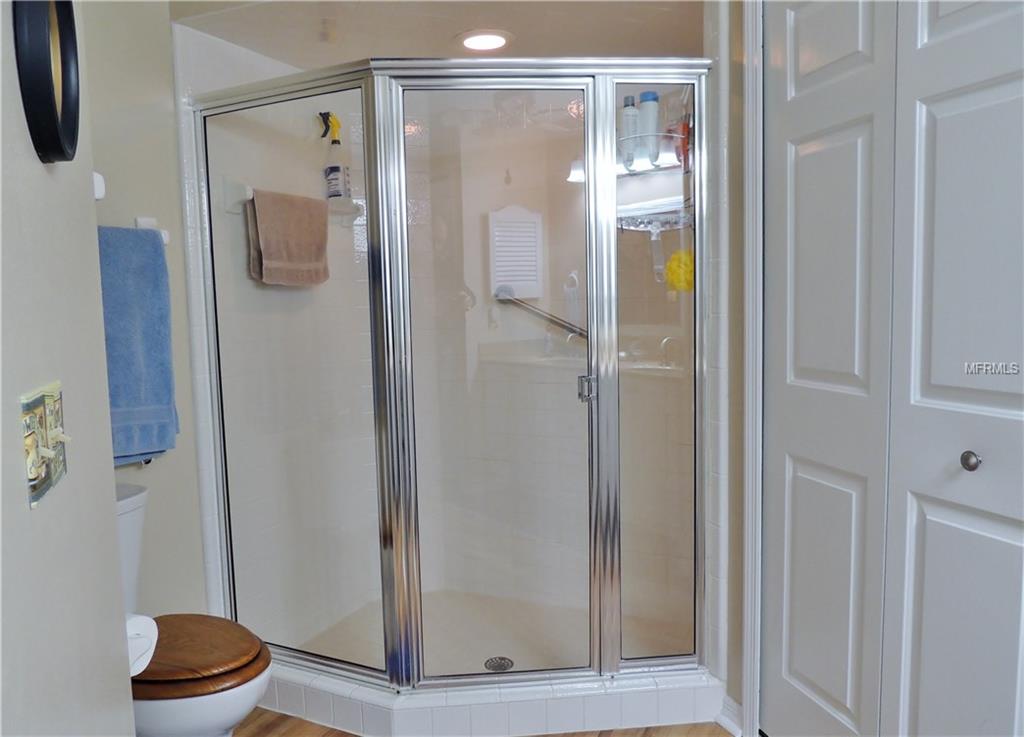 448 BAYTREE BOULEVARD, TAVARES, Florida 32778, 2 Bedrooms Bedrooms, 6 Rooms Rooms,2 BathroomsBathrooms,Residential,For sale,BAYTREE,G4851443